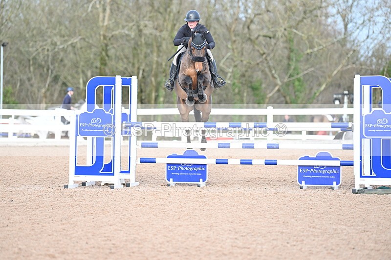 231208A-122831-00702 - Cls 5 Newcomers & 1.10m Open