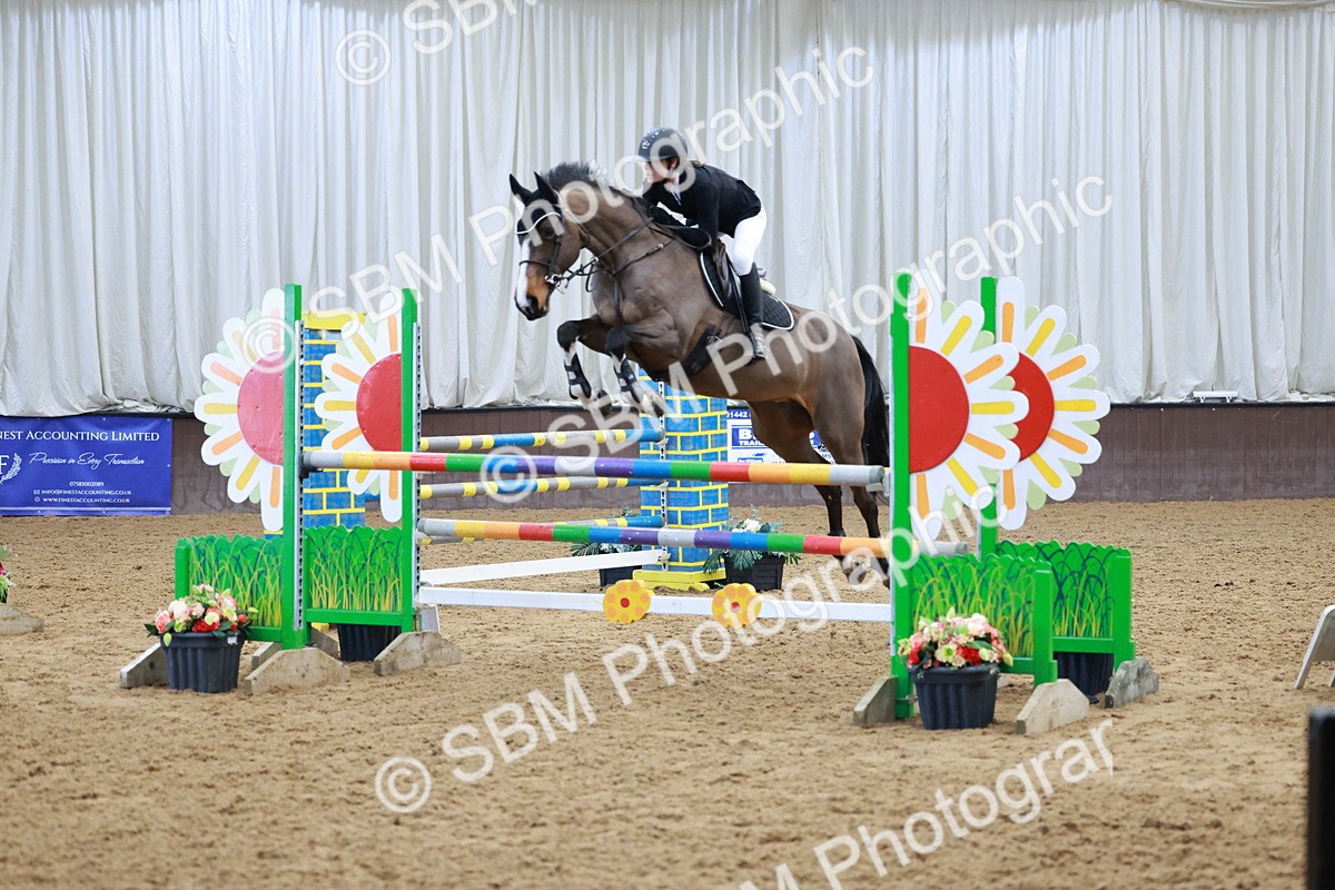 SBM_003637 - Class 11 - Senior Newcomers/ 1.10m Open
