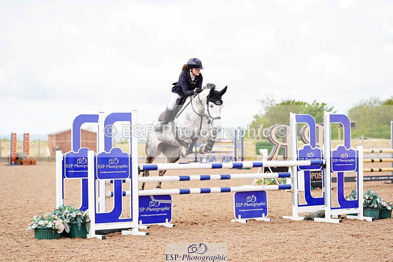 240526A-105412-07669 - Cls 26 Chard Equ 1.05m and 1.10m Grand Prix