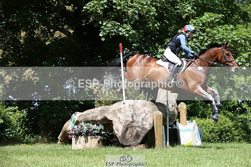 230527-112134-08960 - 306-JELSON-Lucy_Collecott-XC