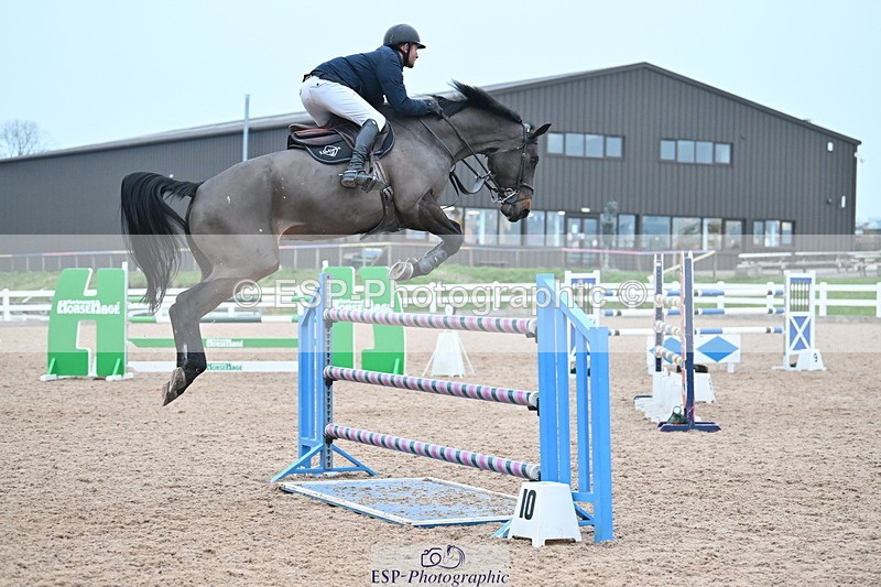 240113A-154239-02544 - Cls 15 National 1.30m and 1.40m