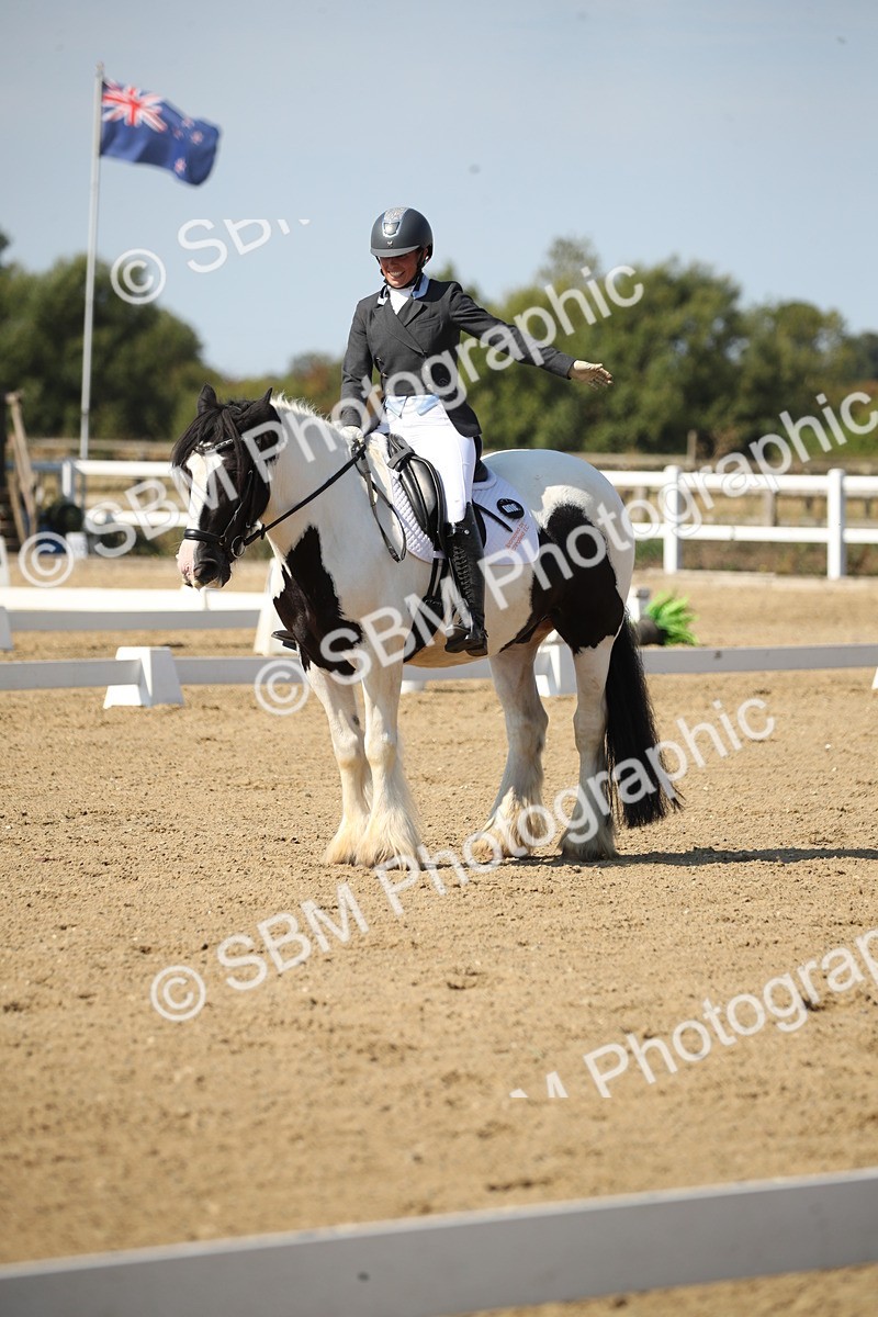 SBM_004183 - Class 11 - Novice 5 - 10.24-11.20