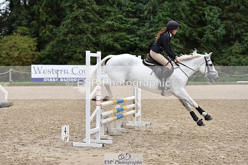 240802-105212-00986 - 80cm Round 1