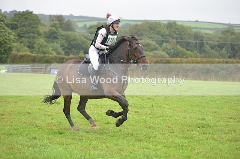 RAY_9861 - Class 2: 70cm: Corner