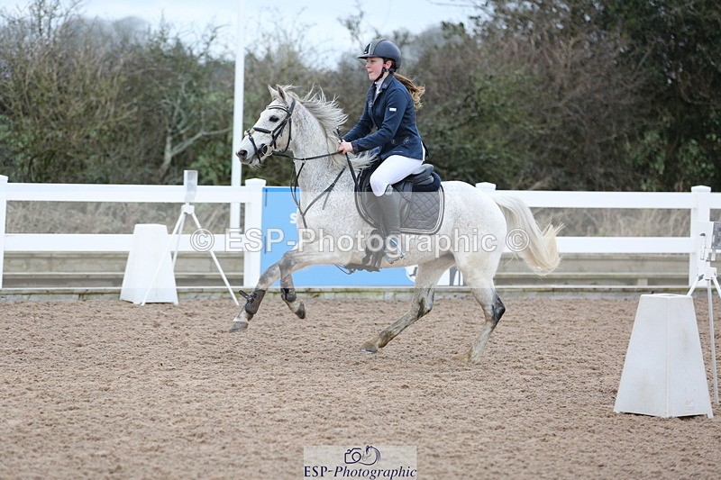 240211A-103842-02170 - Cls 4 Pony Discovery & 90cm Open