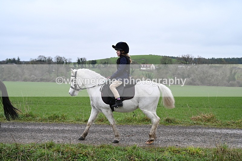 WJ7_9683 - Walk out..