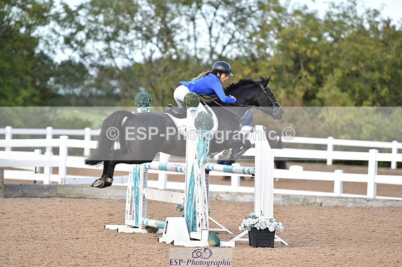 231015A-134014-08387 - Cls 25 95cm Amateur Q 2nd R