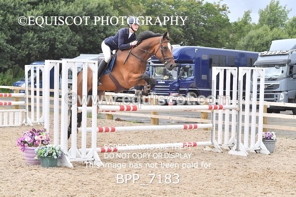 BPP_7183 - CLASS 4 Senior Newcomers/ 1.10m Open