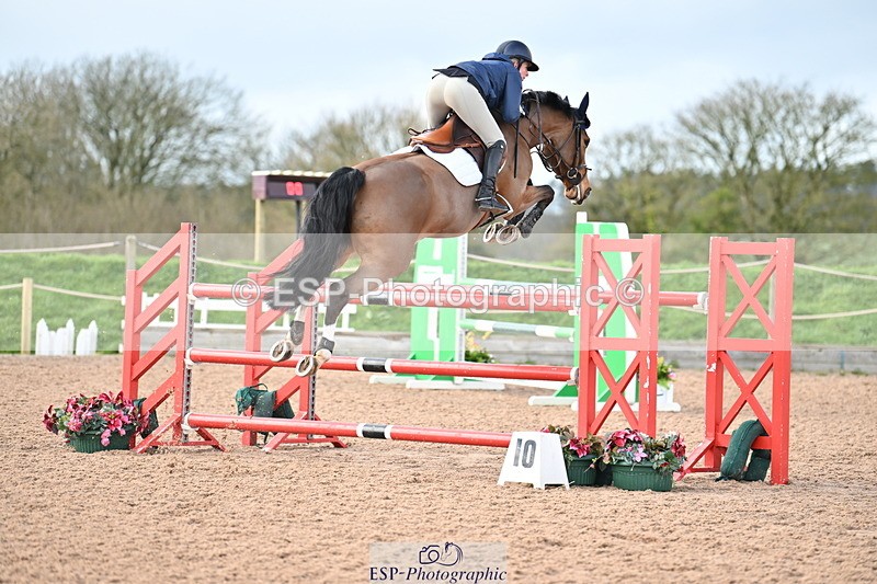 240315A-125156-01055 - Cls 3 Snr Foxhunter