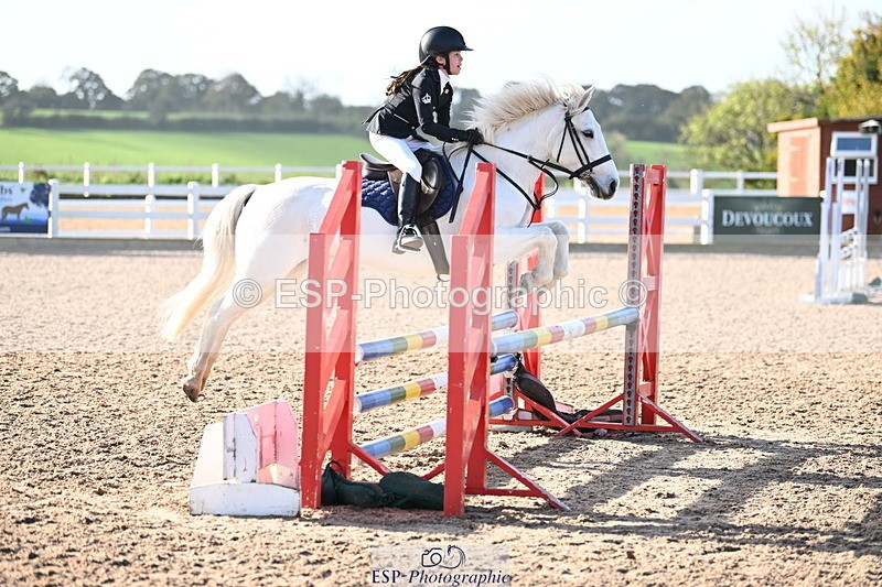 241026A-104747-00192 - SAT Cls 5 Pony British Novice and 80cm