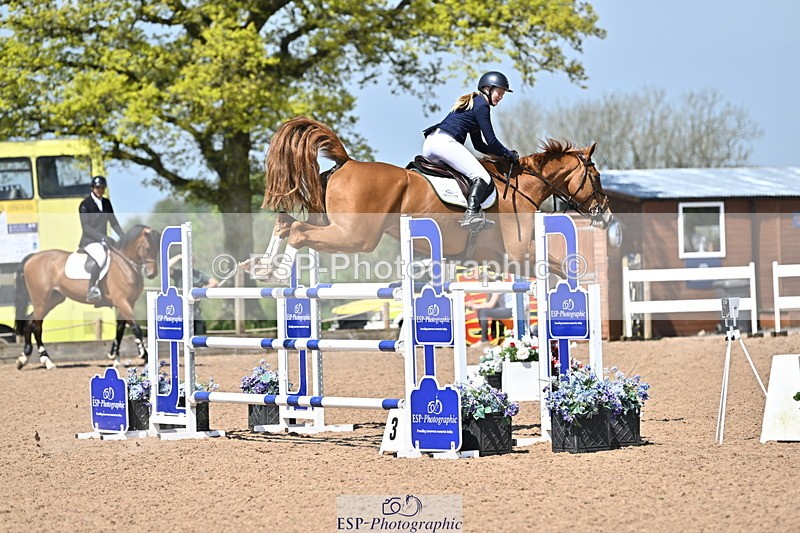 240509A-121606-01706 - Cls 10 National 1.30m Open