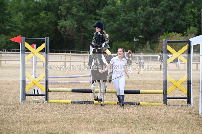 WJ6_9364 - Class 12 Minimus Jumping 45cm