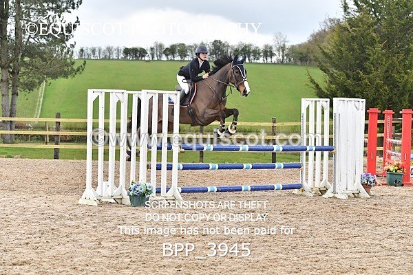 BPP_3945 - CLASS 4 FRI Senior Discovery/ 1m Open