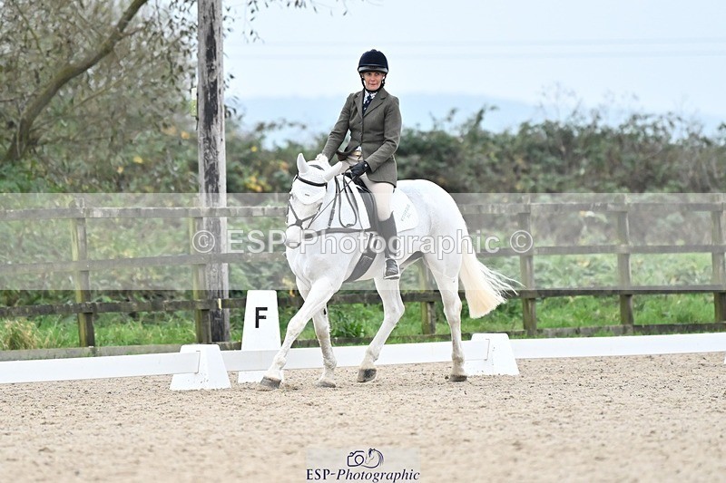 241103-152116-03100 - Novice 1 - 14.44 to 16.08