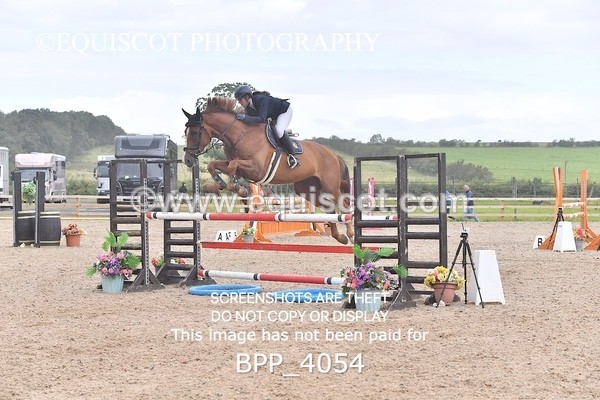 BPP_4054 - CLASS 8 Senior Newcomers/ 1.10m Open