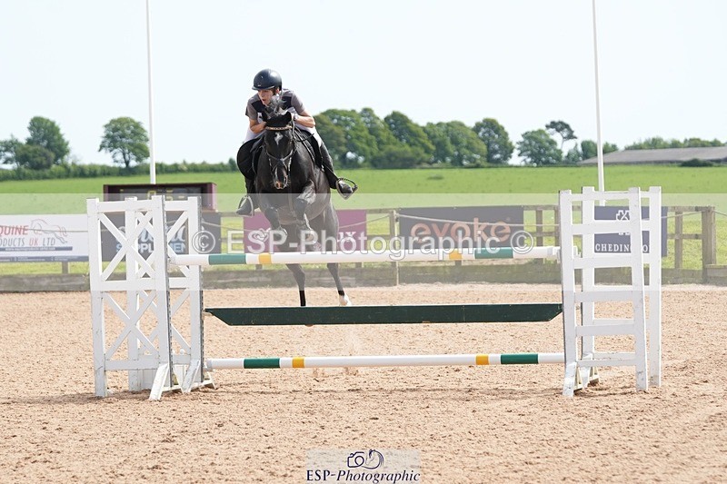 260523-153244-00784 - Cls 9 Pony Foxhunter and 1.10m Open