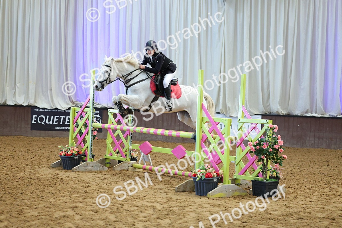 SBM_005635 - Class 22 - Bliss of London Novice Winter Championship Qualifier 90cm