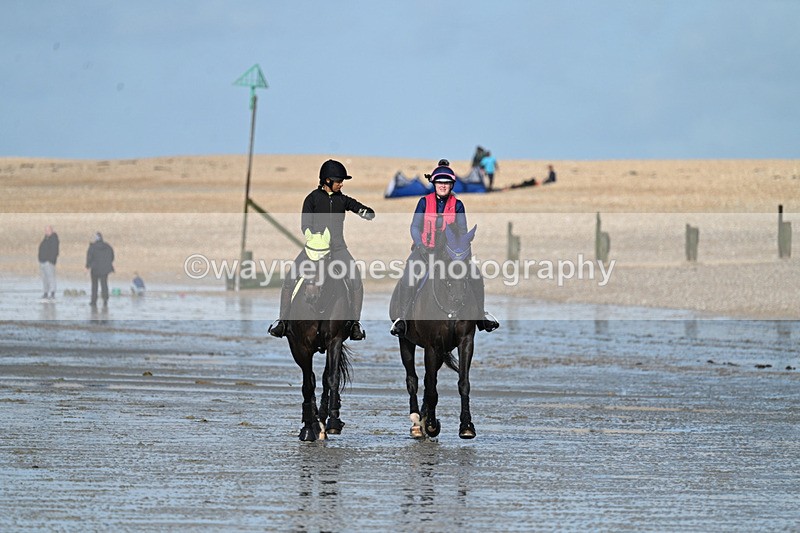 WJ7_4293 - Leigh Kelly & Jade Bennett 25-08-24