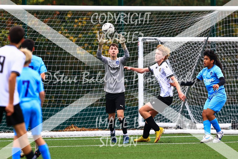 1DX30913 - 2025-10-12 FC Abbey Meads U15 Blue V Hungerford Town Juniors U15 Black