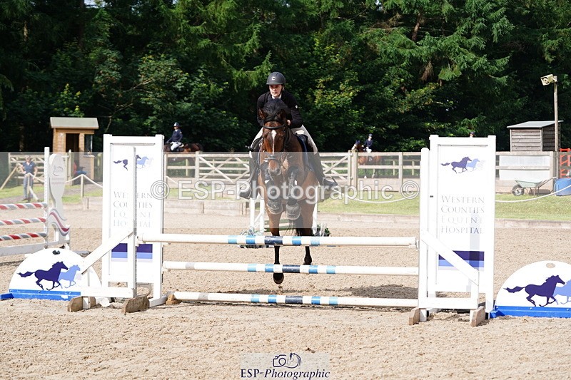 250613A-091440-01040 - Cls 9 85cm Amateur Quali