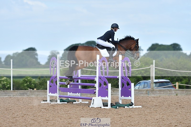 240609A-110941-04433 - Cls 17 Snr 1.05m Open