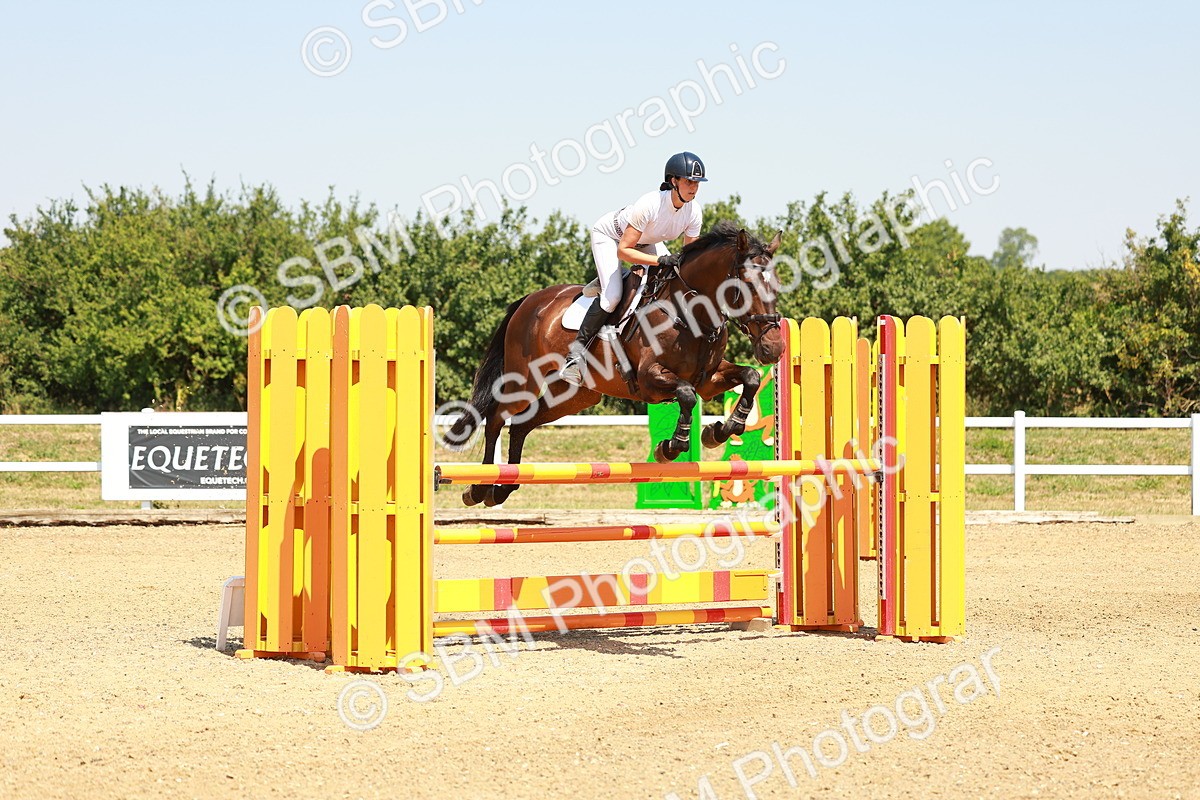 SBM_001504 - Class 4 - Senior Newcomers - 1.10m