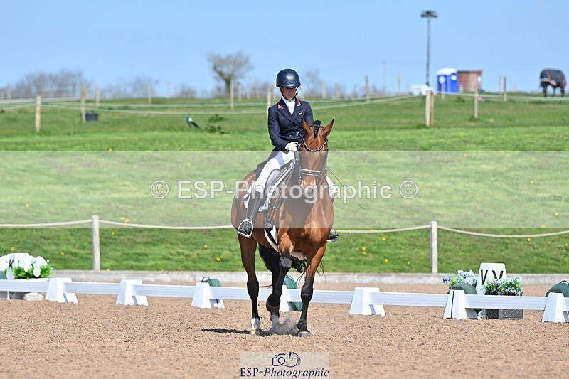 250405-130331-10824 - 028-Elizabeth.Allen-Heraldik