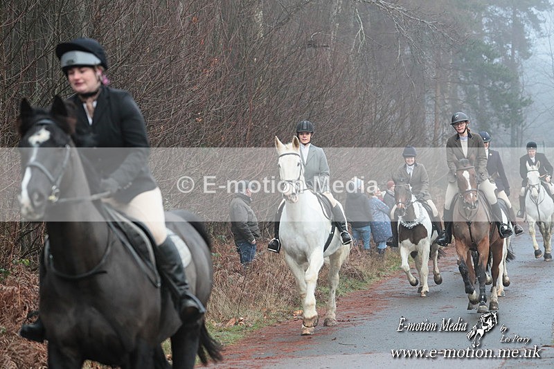 HUPY 261224 272 - Pytchley with Woodland Hunt Boxing Day Meet 26th December 2024