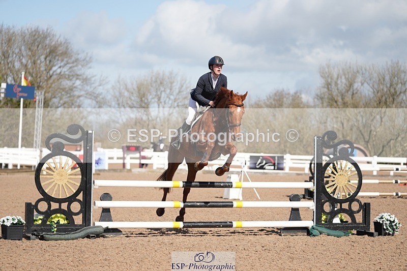 250329-101241-03566 - Cls 20 British Novice and 90cm