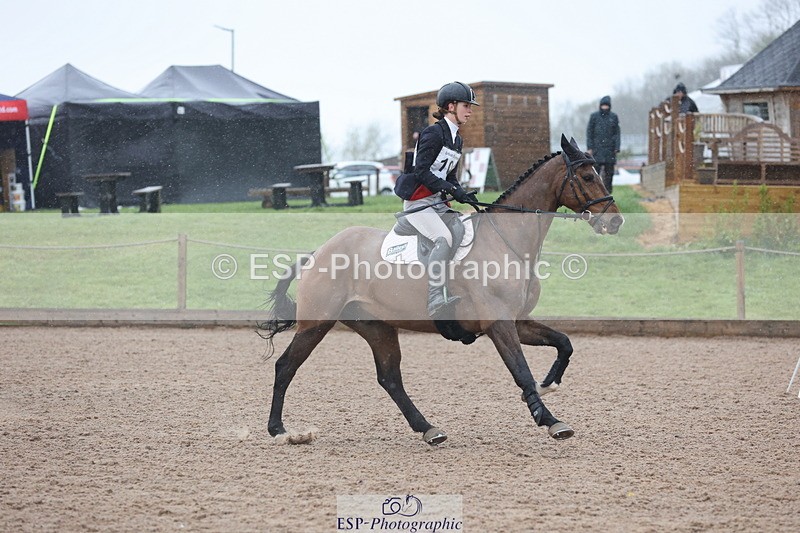 250418-093254-00438 - 101-Katie.Corbin-SPORTSFIELD.U2