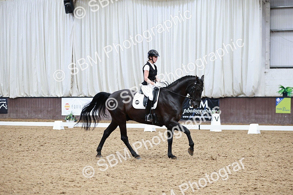 SBM_006430 - Class 16 - Advanced Medium 5 - 16.02-17.22