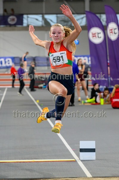 Age26SUN-918739 - Field Female