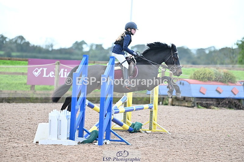 231029A-102305-02712 - 70cm Club and Schools