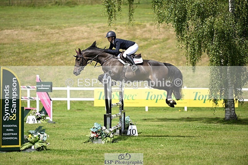 240711-113737-26686 - Cls 117 HOYS Grade C Quali 1.35m