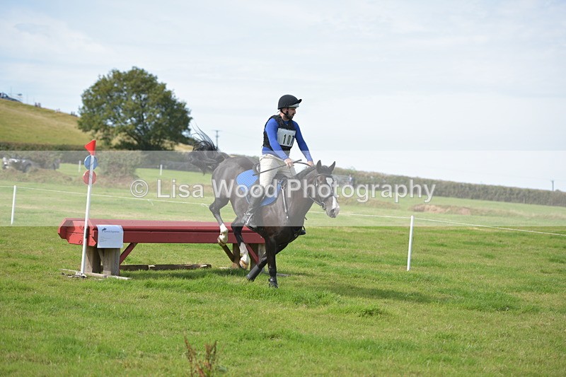 RAY_8252 - Class 1: Trebudannon Open: Red Table