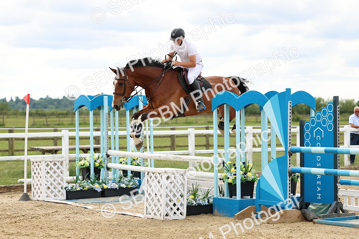 SBM_006215 - Class 19 - Senior Newcomers - 1.10m