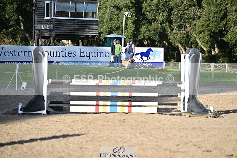 251005A-165354-05228 - Cls 11 Open 1m-1.05m