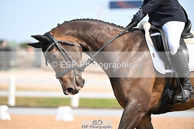 250816-133428-04860 - 079-Nicola.LomaxSimply.Bea