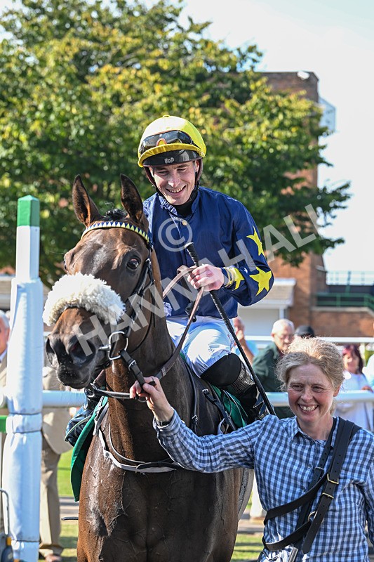 300824-Race 5-Shesashambles-6296 - Race 5