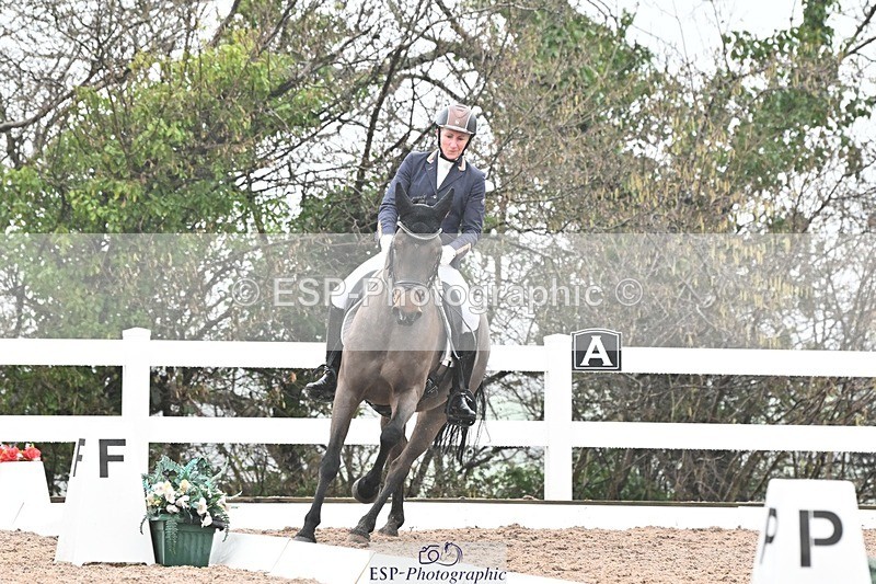 250215-114148-03252 - 222-Alice.Peternell-Fourseasons.Sienna