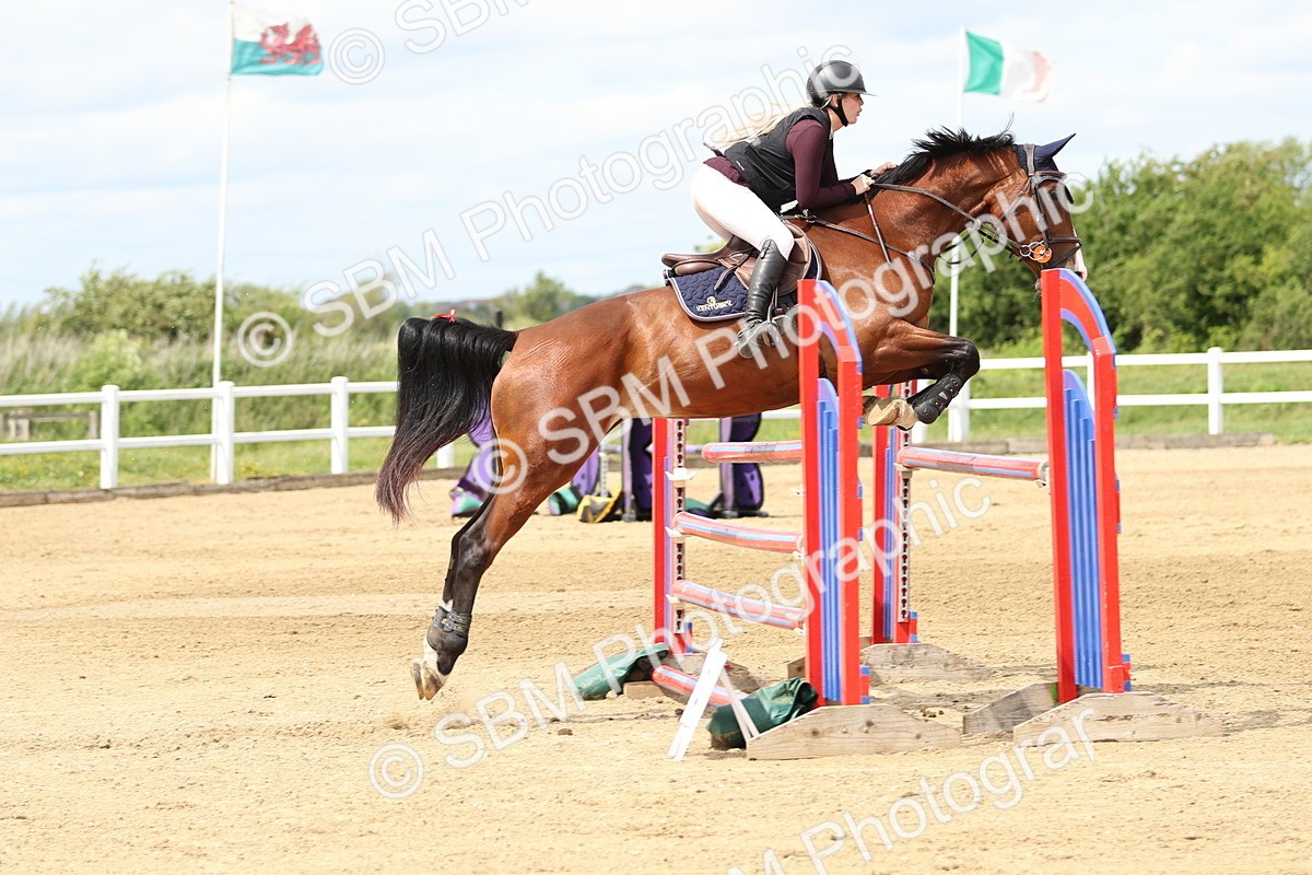 SBM_001150 - Class 4 - Senior Newcomers - 1.10m