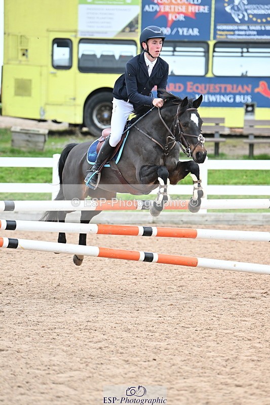 231119A-115619-05542 - Sun Cls 5 Newcomers & 1m Open