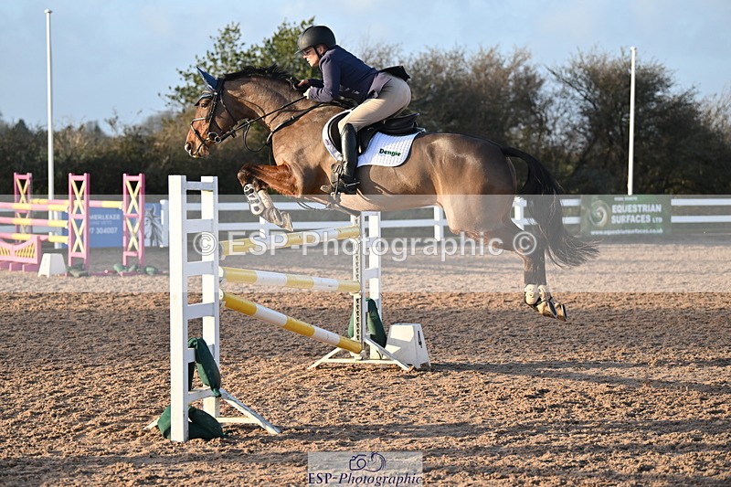 231210A-144447-02837 - Cls 21 Foxhunter & 1.20m Open