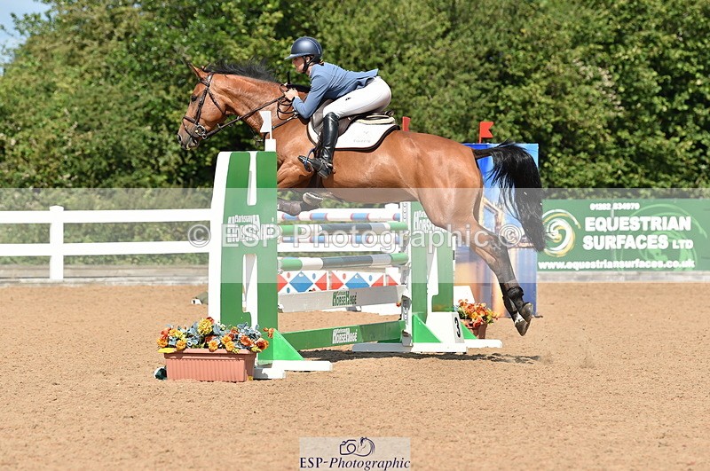 230720A-105810-02284 - Cls 29, 6 Yr Olds 1.20m