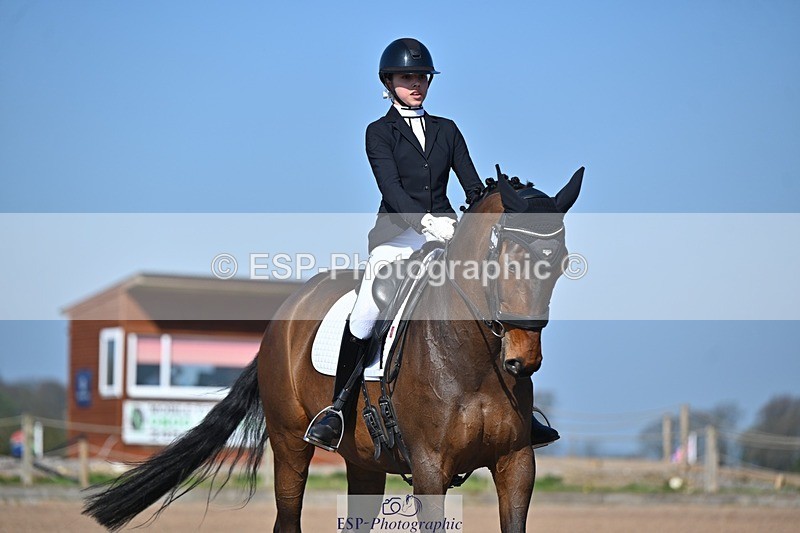 250405-093749-09826 - 122-Marie-Ayesha.Barilits-Gupta-Waverley.Furst.Dance