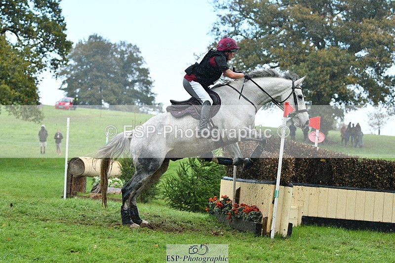 251025A-133545-20045 - F-473-Jacqueline.Cole