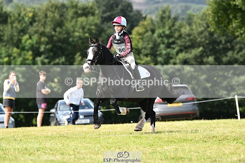 240825X-112626-32029 - 70cm XC 11.00 to 12.00