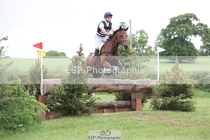 240525-162104-17186 - 241-CLASS_ROMANCE-Jack_Pinkney