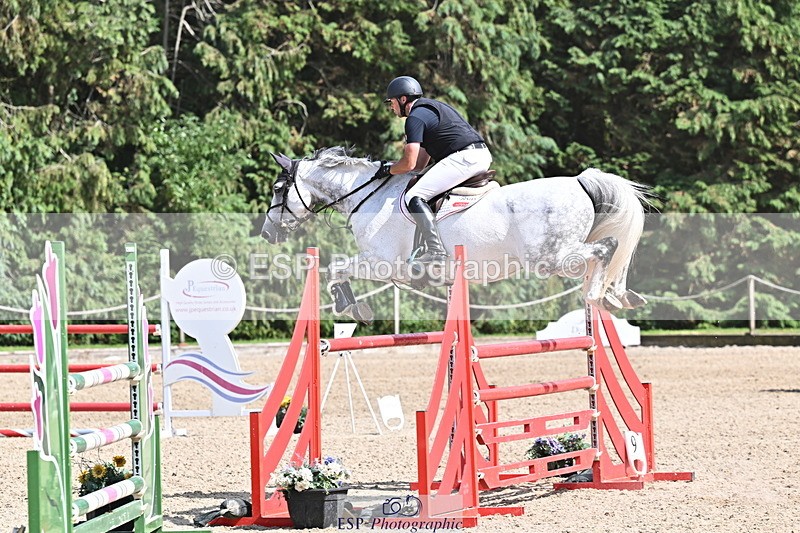 250704A-161129-11921 - Cls 23 Snr Foxhunter