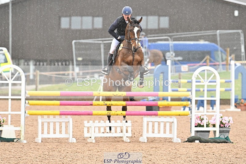 240315A-110546-00317 - Cls 2 Snr Newcomers